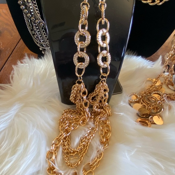 Everything must go sale - Picture 3 of 11